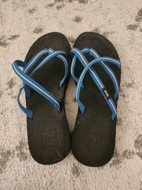 Teva Blue Crisscross Women's Sandals
